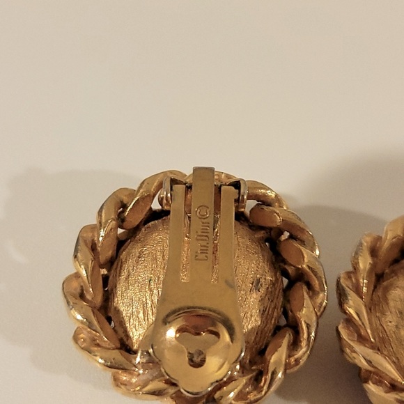 Christian Dior Vintage Blue Lapiz Cabochon and Gold Twist Clip On Earrings - Picture 7 of 9